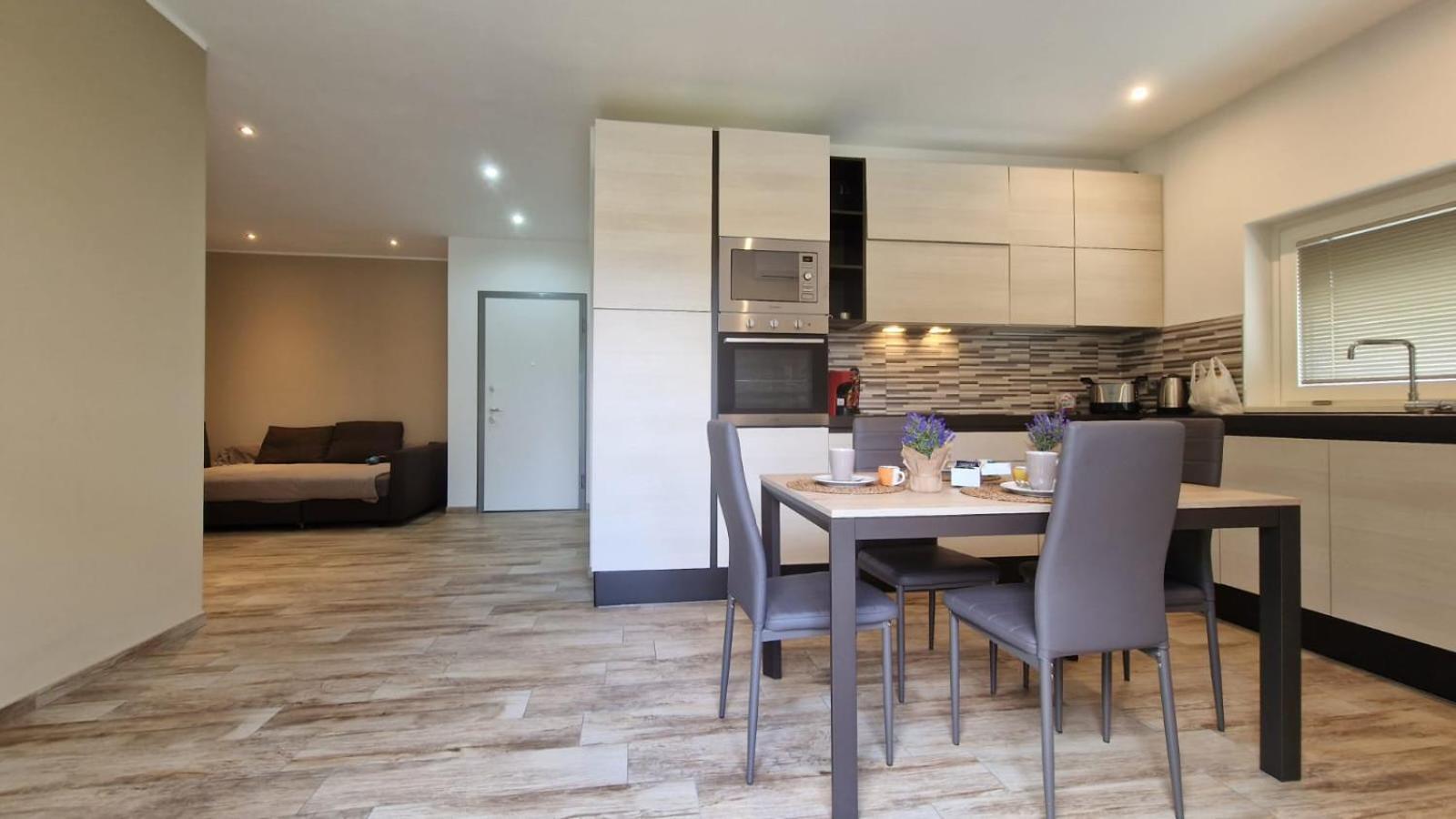 Casa Lina Tirano Apartman Kültér fotó